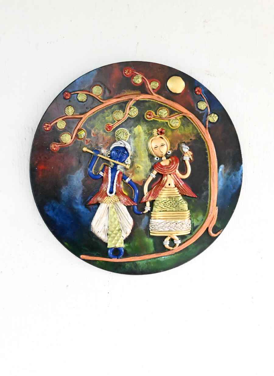 Radha -Krishna Round Wall Hanging Decor - 1