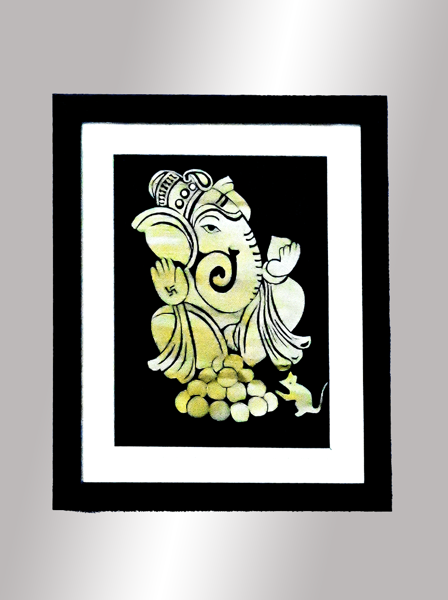 Paddy Straw Side Face Ganesh